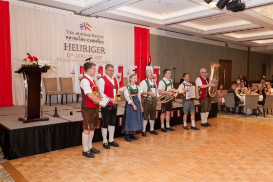 806ae9_21b56fd6fffd40aa9336e780499d5348~mv2